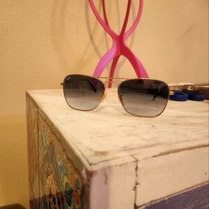 Nice Ray Ban Classic Aviators